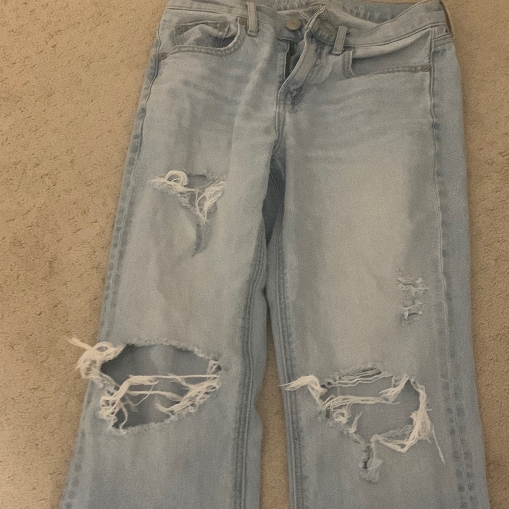 american eagle ripped jeans